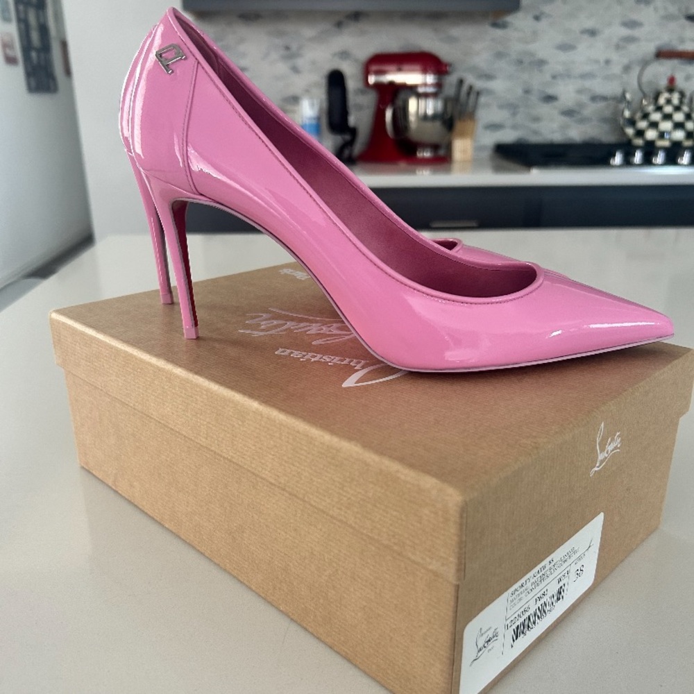 Christian Louboutin sporty, Kate 85mm size 38 nib